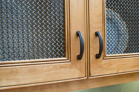 Benefits of Mesh Cabinetry